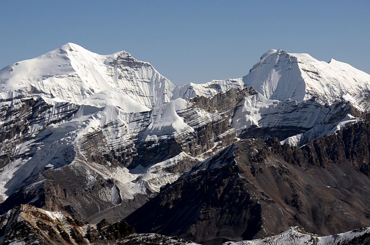 18D Lugulu and Chako Close Up From Chulu Far East Summit Panorama 